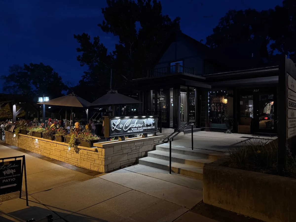 Le Cochon wine bar and bistro with its shaded patio in Geneva, Illinois