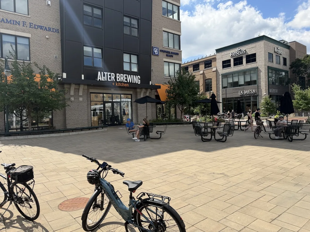 Alter Brewing and La Mesa facing the First Street plaza in downtown St. Charles, Illinois